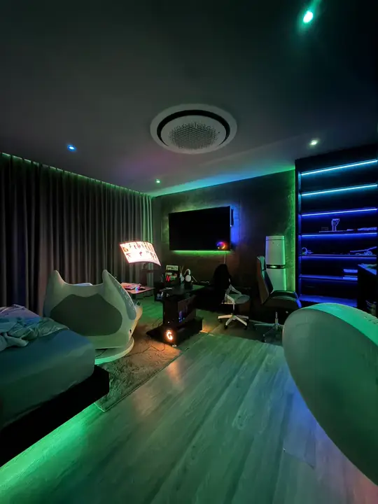 ไฟห้องเกม RGB