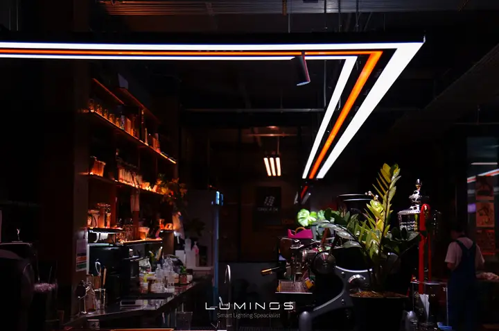 ไฟร้านกาแฟ Hunter Coffee ภาพที่ 3